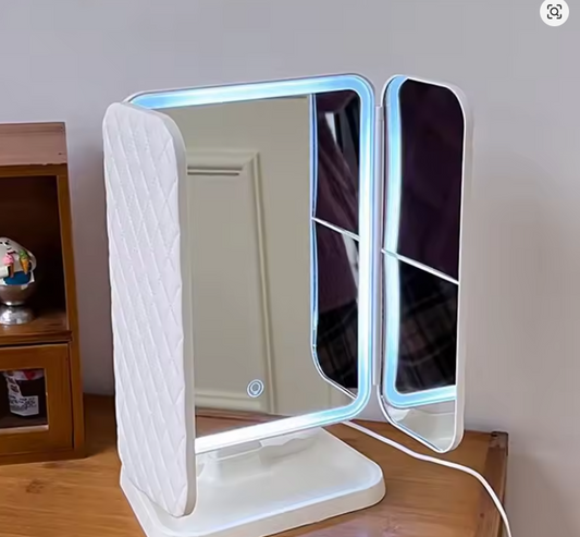 LED Trifold Makeup Mirror – Beauty Gift Guide | KB Love Finds
